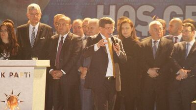 Davutoğlu: Bakanlar Kurulu İzmir'de toplanacak