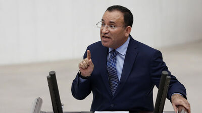 Bozdağ'dan AYM kararına sert eleştiri