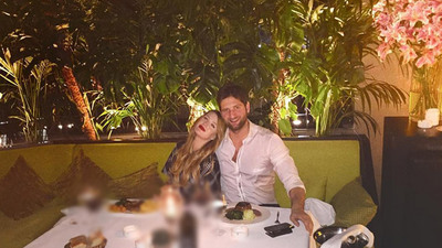 Baş başa romantik yemek