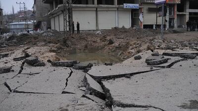 Zırhlı aracın geçişi sırasında patlama oldu!