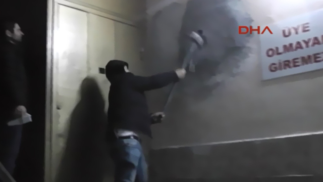 150'nci kez bastılar! Bu sefer duvardan!