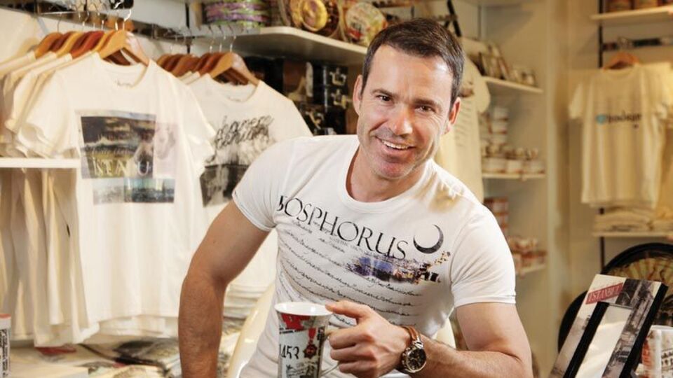 Ünlü oyuncuya büyük şok!