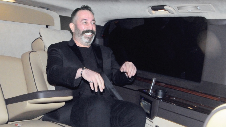 Cem ile bir gece 300 bin TL