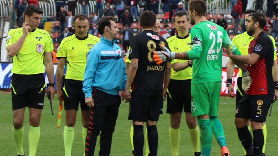 "Bizim vicdanımız rahat değil"