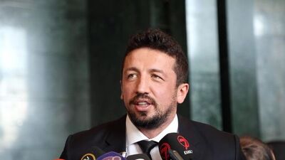 Hidayet Türkoğlu kimdir?