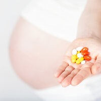 Hamileyken ilaç içilir mi?