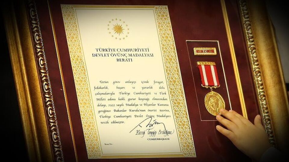 Şah Fırat şehidinin oğlu Erdoğan'dan madalya alacak