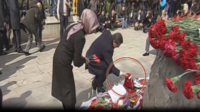 Başbakan karanfil bıraktı, yerdeki Türk Bayraklarını kaldırdı