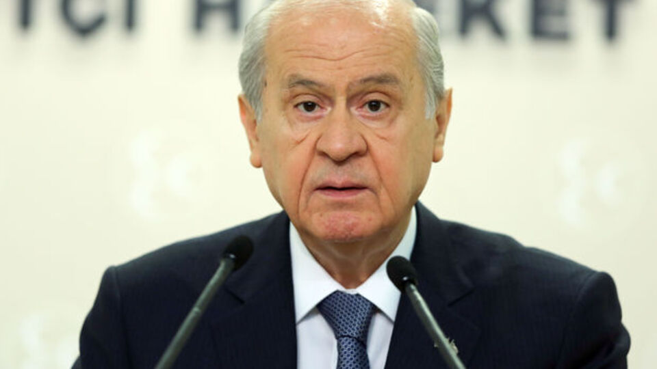 'AK Parti - CHP paslaşması ipe un sermektir'