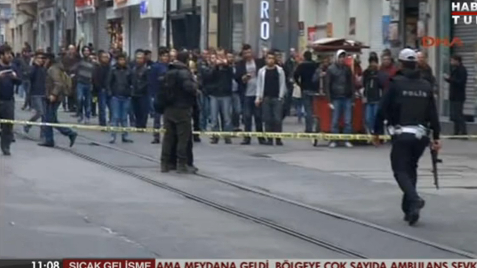 İşte İstiklal Caddesi'ndeki patlama anı!