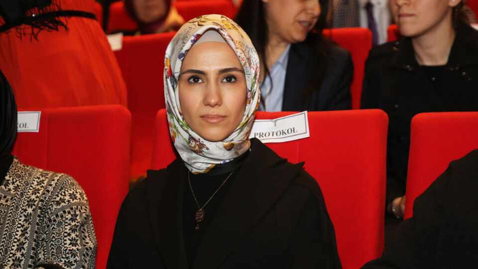 Sümeyye Erdoğan nişanlandı