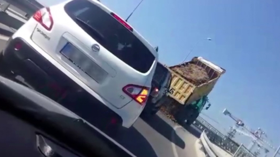 Otoyolda inanılmaz an!