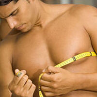 Erkeklerde meme büyümesine neden oluyorlar!