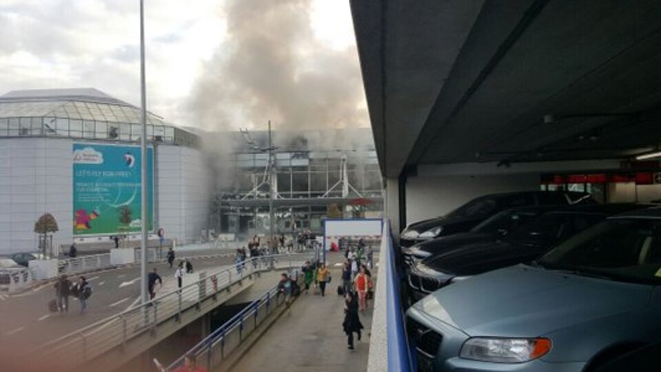 Brüksel Havalimanı'nda çifte canlı bomba saldırısı!