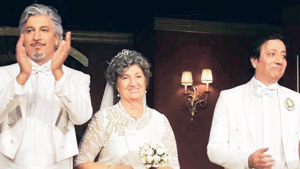 Necla Uygur'a Dümbüllü Ödülü