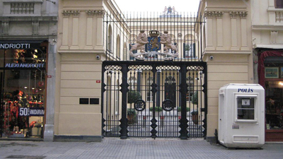 Hollanda Konsolosluğu kapatıldı