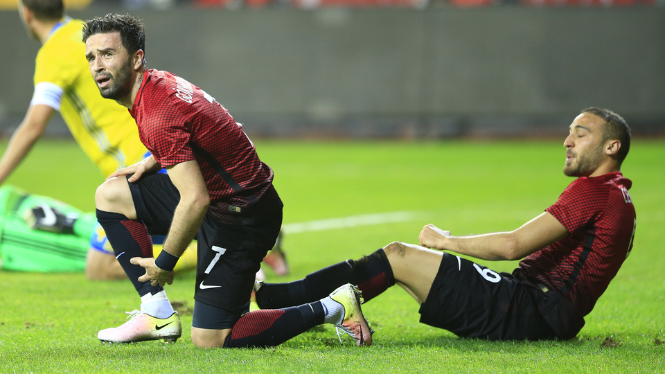 Gökhan'dan sakatlık isyanı