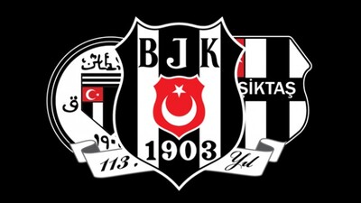 Beşiktaş'ta kalmak istiyor!