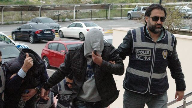20 insan kaçakçısı gözaltında!