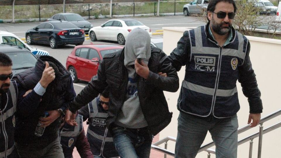 20 insan kaçakçısı gözaltında!