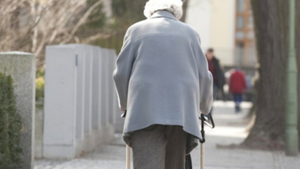 Yaşlılıkta düşme ölüme kadar götürebiliyor!