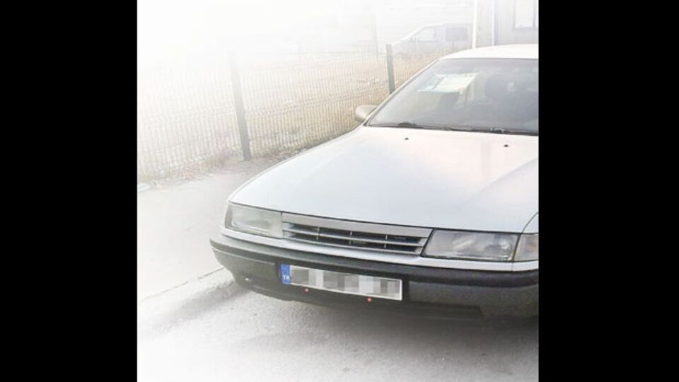 '3 kişi ile 2 inek otomobile nasıl sığar?'