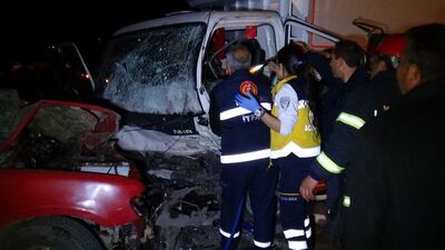 Kafa kafaya çarpıştılar: 1 ölü, 3 yaralı!