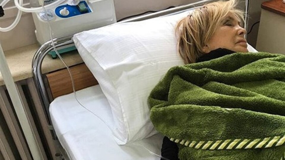 Filiz Akın hastanelik oldu