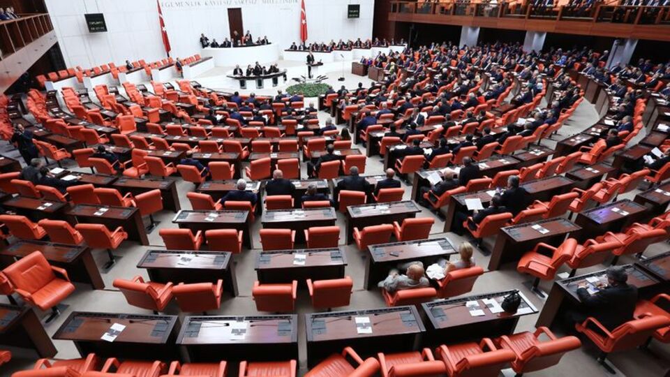 AK Parti'nin yol haritası netleşti