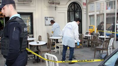 Nişantaşı'nda ünlü kafedeki saldırı anı kamerada!