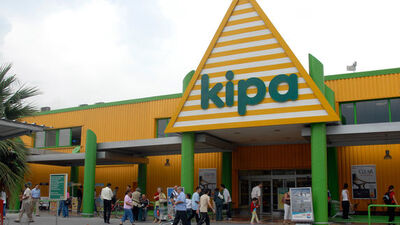 Bir ayda bin 200 kişiyi işten çıkardı