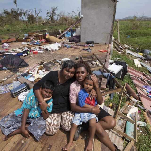 Fiji'de kasırga mağdurları hala evsiz