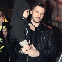 Kucağındaki yeğeni değil kayınçosu!