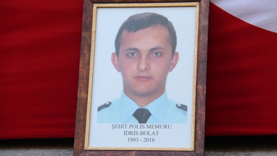 Amcası ile aynı kaderi paylaşan şehit polisin son sözleri yürek dağladı