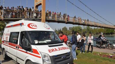 Nehre atlayan 20 yaşındaki genç boğuldu!