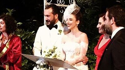 Ünlü oyuncu evlendi!