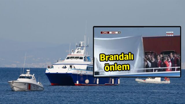 İlk göçmen grubu Türkiye'ye geldi