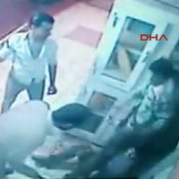 Dayakçı esnaflar gözaltına alındı