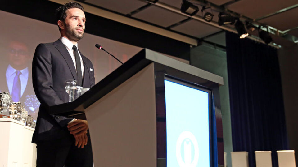 Yılın futbolcusu Gökhan Gönül