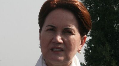 "Kadınlara çok dikkatli ve saygılı bir dil kullanılmalı"