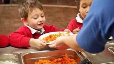 İlkokul mönüsüne orman kebabı!