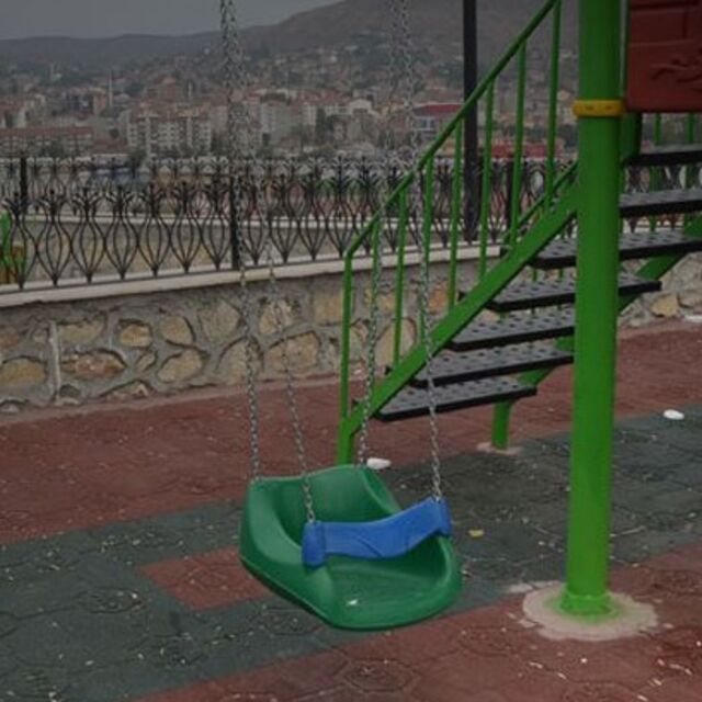 472'si erkek 814 çocuk kayıp