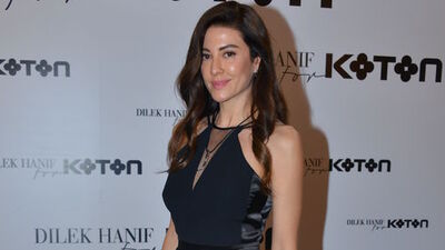 Kıvanç evde Başak davette