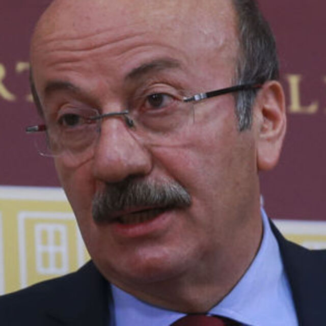 "Bu siyasal dili terk etmek zorundayız"