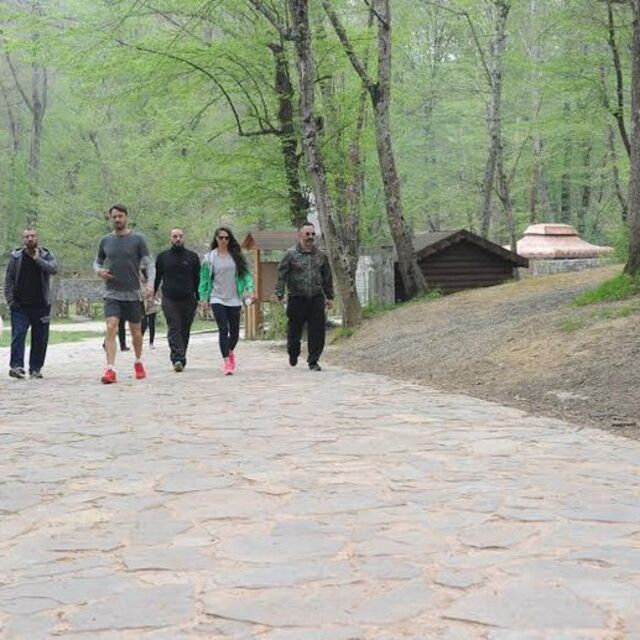 Eski sevgiliyle doğa yürüyüşü
