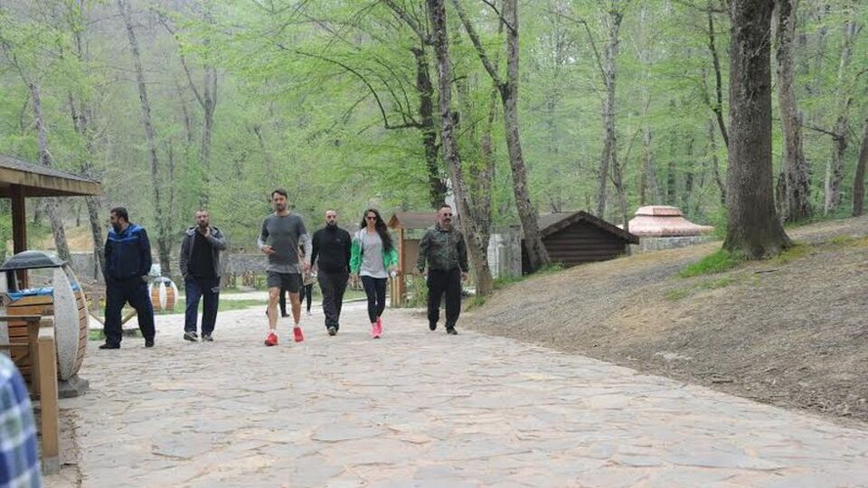 Eski sevgiliyle doğa yürüyüşü