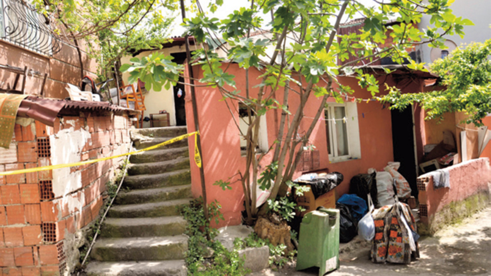 İstanbul'da dehşet evi!