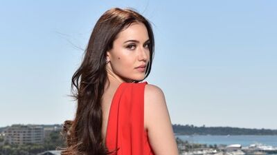 Fahriye onun peşinde...