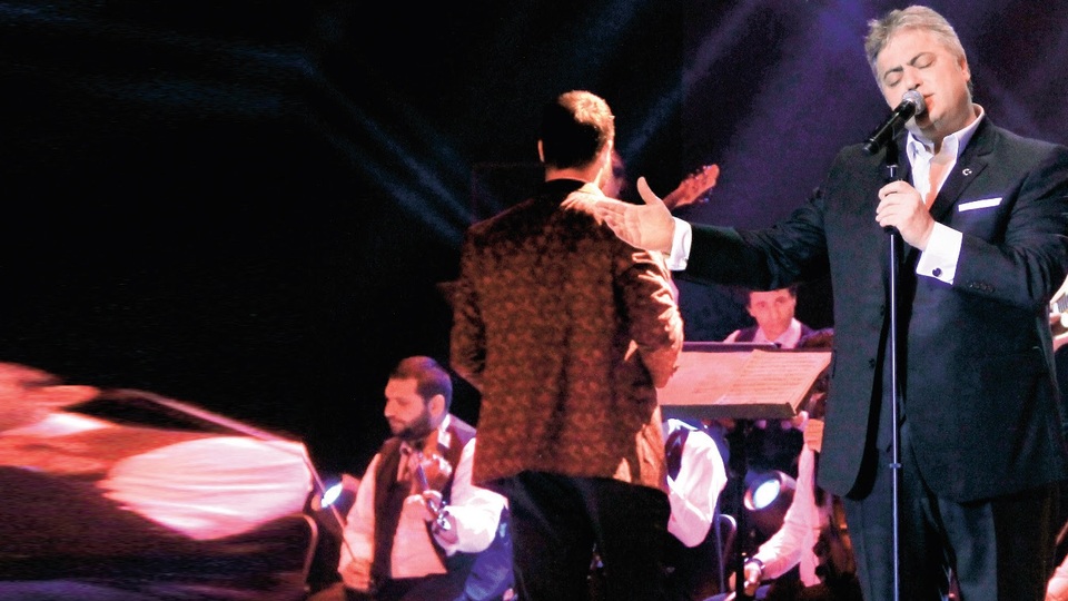 32'nci sanat yılını şarkılarla kutladı