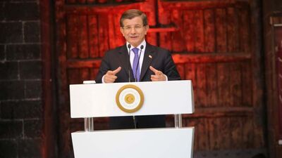 Davutoğlu: Bre gafiller, bre tarih bilmezler...